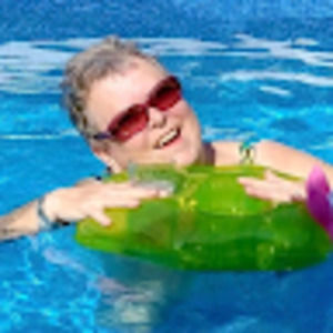 Meet your Posher, Squrr